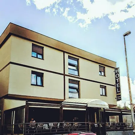 Hotel Medium