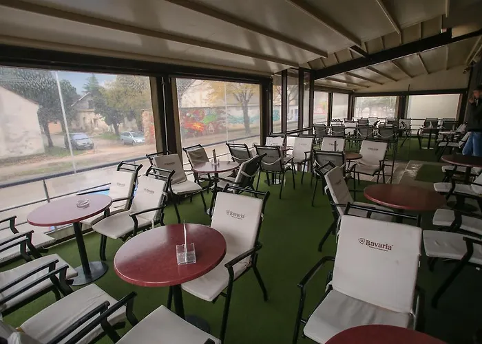 Medium Ξενοδοχείο